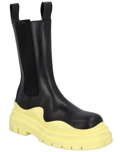 Pre-owned Bottega Veneta Women's Calfskin Tire Chelsea Boot (authentic Pre-loved) In Black