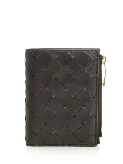 Bottega Veneta Women Intrecciato Bi-fold Wallet In Brown