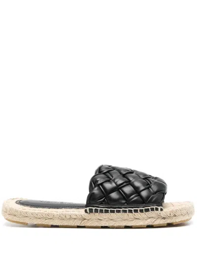 Bottega Veneta Women Intrecciato Leather Slides In Black