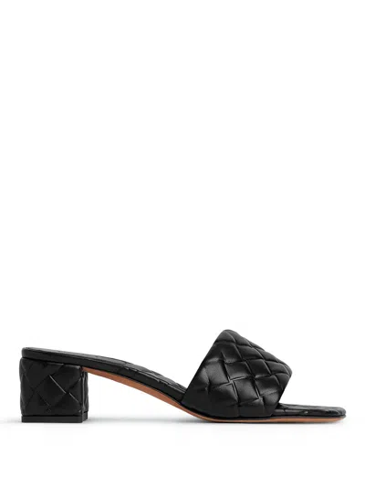 Bottega Veneta Women Intreccio Pattern Amy Mule In Black
