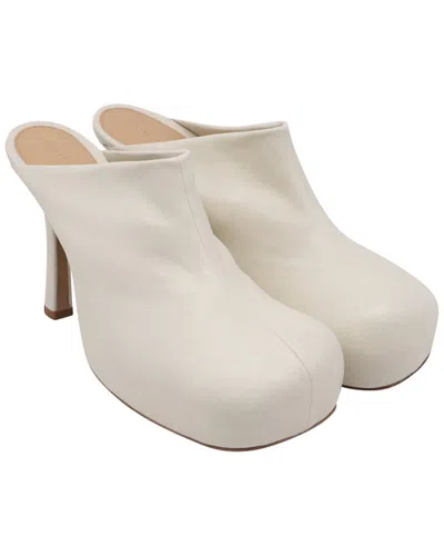 Bottega Veneta Women's Lambskin Leather The Bold Mule (authentic Pre-loved) In White