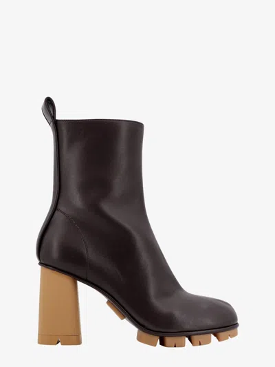 Bottega Veneta Shore 70 Nappa Leather Ankle Boots In Fondant