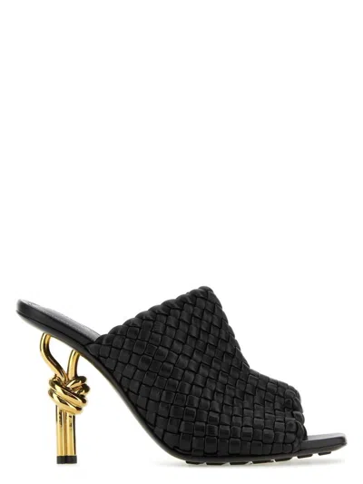 BOTTEGA VENETA WOMEN'S LEATHER KNOT MULES