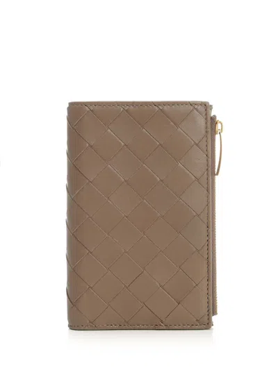 Bottega Veneta Women Medium Bi-fold Woven Wallet In Neutral
