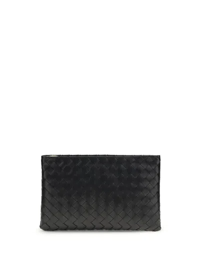 Bottega Veneta Medium Intrecciato Leather Pouch In Black