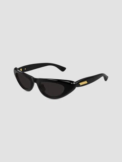 Bottega Veneta Women's Mini Curvy 51mm Cat-eye Sunglasses In Black