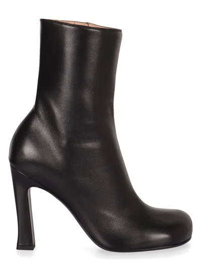 BOTTEGA VENETA WOMEN'S NICO LEATHER ANKLE BOOTS