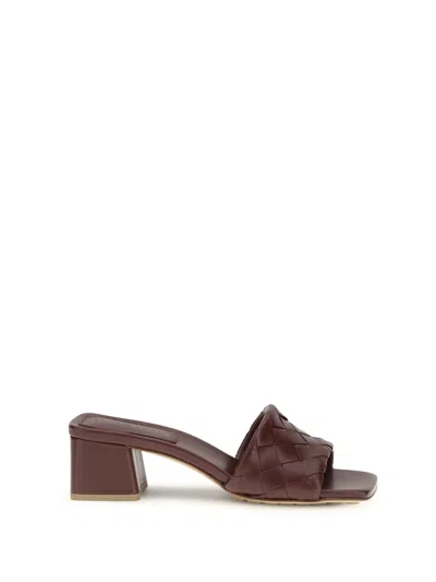 Bottega Veneta Kitten Heel Mule Sandal 37 In Brown