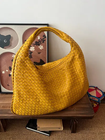 Bottega Veneta Women Pre-loved Bag Very Good Condition In Orange