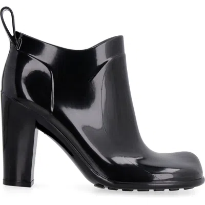 BOTTEGA VENETA WOMEN'S SHINE RUBBER BOOTS