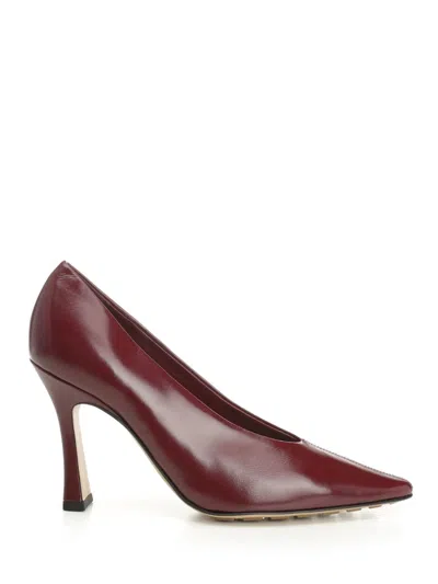 Bottega Veneta Leather Stiletto Sporty Pumps In Burgundy