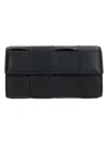 Bottega Veneta Zipped Wallet In Black
