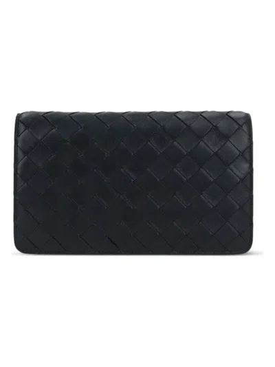 Bottega Veneta Intrecciato Leather Pouch In Black