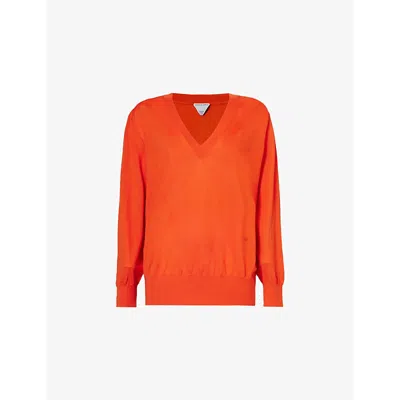 Bottega Veneta Womens Poppy V-neck Brand-embroidery Cashmere Jumper In Red