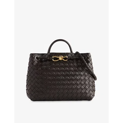 Bottega Veneta Andiamo Leather Top-handle Bag In Fondant