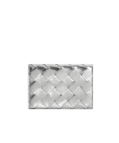 Bottega Veneta Woven Card Bag In Silver