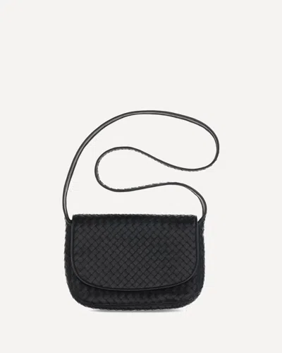 Bottega Veneta Woven Leather Shoulder Bag In Black