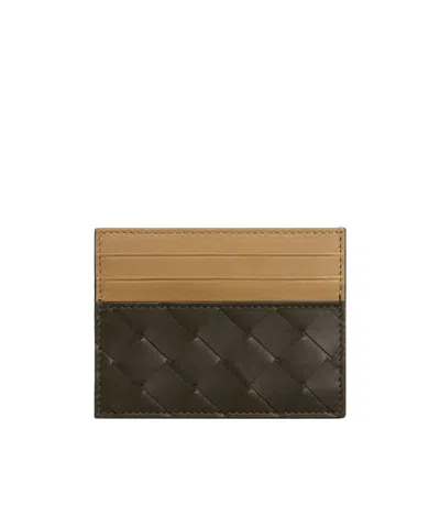 Bottega Veneta Woven Pattern Card Bag In Black