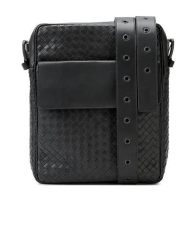 Bottega Veneta Woven Shoulder Bag In Black