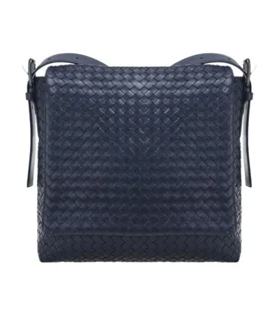 Bottega Veneta Woven Shoulder Bag In Blue