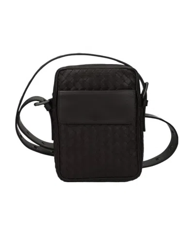 Bottega Veneta Woven Shoulder Bag In Brown