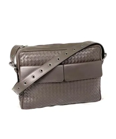 Bottega Veneta Woven Shoulder Bag In Brown