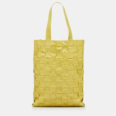 Pre-owned Bottega Veneta Yellow Nappa Maxi Intrecciato Cassette Tote