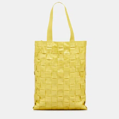 Pre-owned Bottega Veneta Yellow Nappa Maxi Intrecciato Cassette Tote