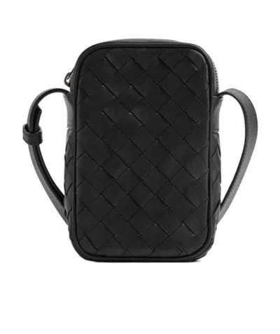 Bottega Veneta Zipper Cell Phone Bag In Black