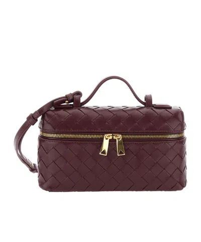 Bottega Veneta Zippered Shoulder Bag In Brown