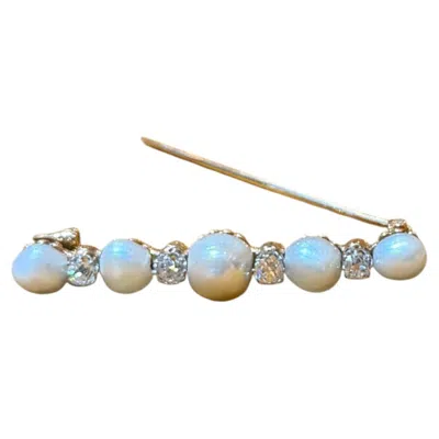 Pre-owned Boucheron Exceptional 1950s  Natural Pearl And Diamond Bar Brooch In Multi