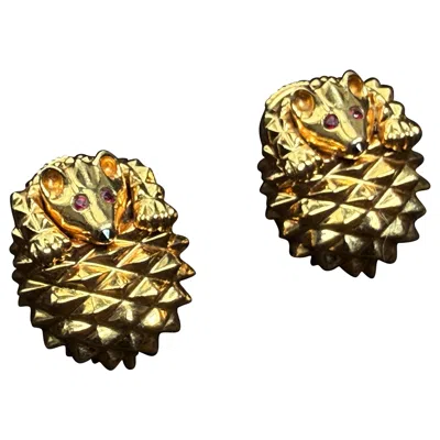 Pre-owned Boucheron Hans The Hedgehog Ruby Eyes 18k Yellow Gold Chain Pendant Earrings