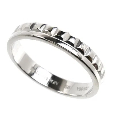 Pre-owned Boucheron White Gold (18k) Band Ring ()