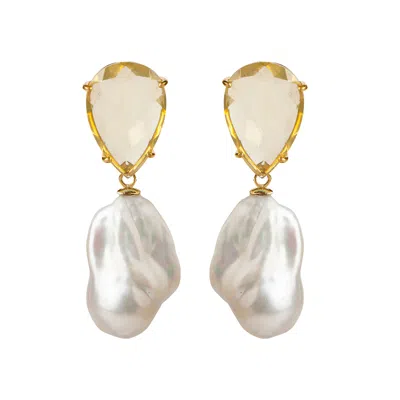 Bounkit Women's White Nora Earrings Pearls In Gold