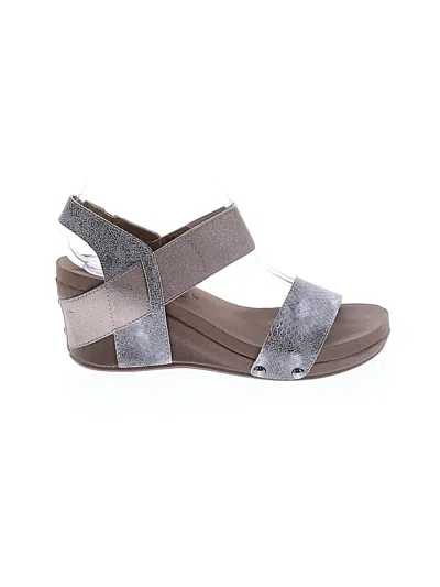 Pre-owned Boutique By Corkys Wedges In Gray