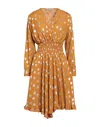 Boutique De La Femme Short Dresses In Beige