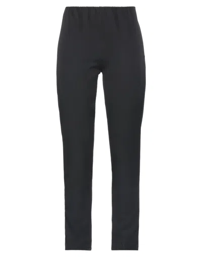 Boutique De La Femme Pants In Black
