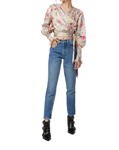 Boyish The Billy Jean In Conversation In Blue