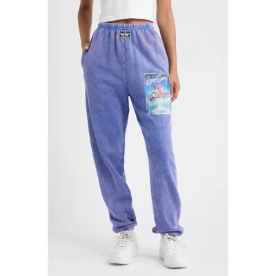 Boys Lie 1-800 Disconnected Kimmy Graphic Sweatpants In Burgundy
