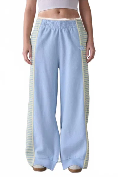 Boys Lie Honor Roll Pant In Light Yellow In Multi