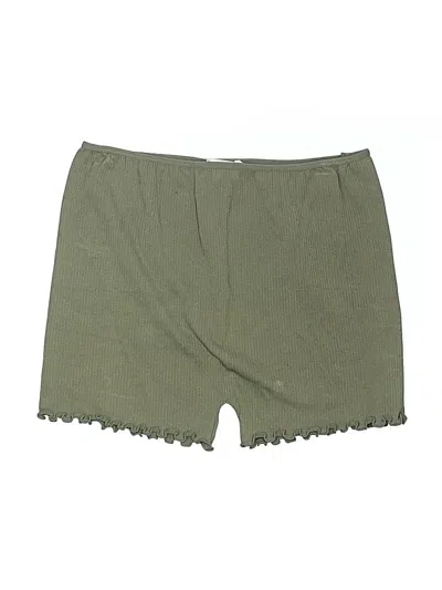Pre-owned Bozzolo Shorts In Green