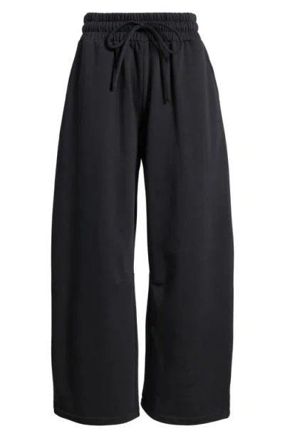 Bp. Barrel Leg Fleece Sweatpants In Black