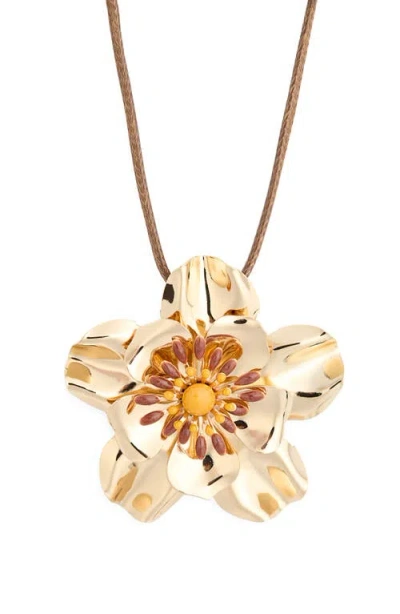 Bp. Floral Pendant Necklace In Gold