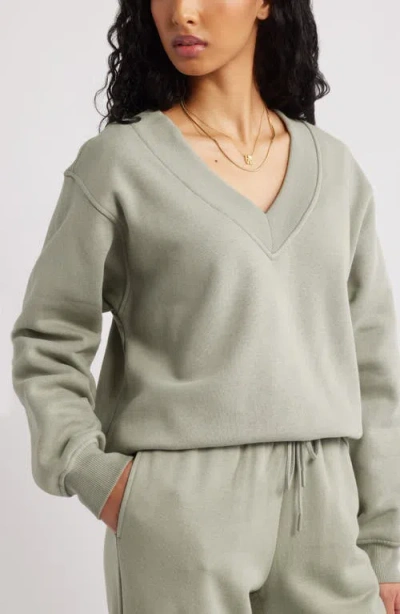 Bp. Oversize V-neck Sweatshirt In Green Halo