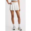 Bp. Skater Miniskort In White Blanc