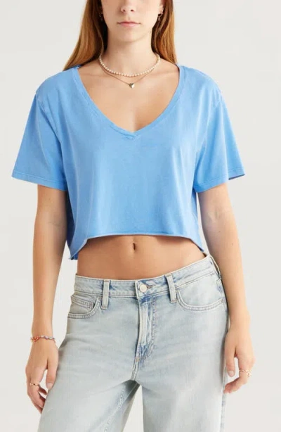 Bp. Washed V-neck Crop T-shirt In Blue Stream