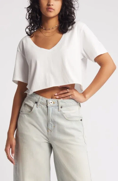 Bp. Washed V-neck Crop T-shirt In White Blanc