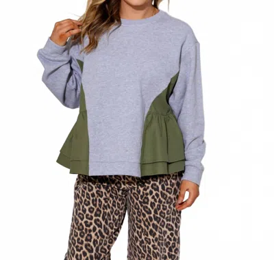 Brad & Rena Cozy Colorblock Sweatshirt In Grey In Gray