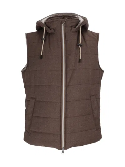 Brando-lubiam Sleeveless Quilted Vest With Adjustable Hood And Front Zipper Closure In Green