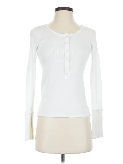 Pre-owned Brandy Melville Long Sleeve T-shirt In Ivory